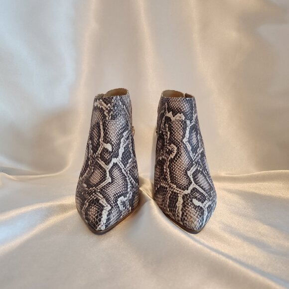 Johnston & Murphy "Val" Genuine Leather Snake Print Slingback Bootie. New! - Picture 2 of 3